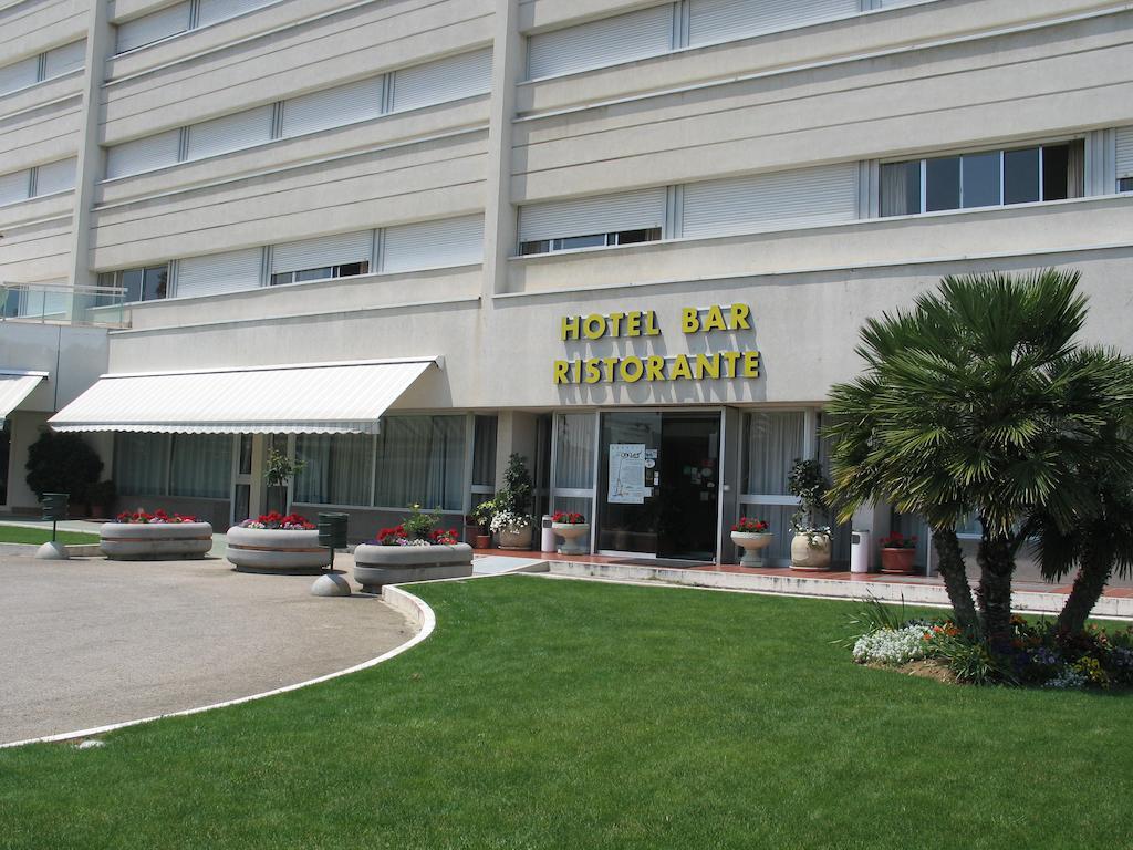 Hotel Miramare Pescara Ngoại thất bức ảnh